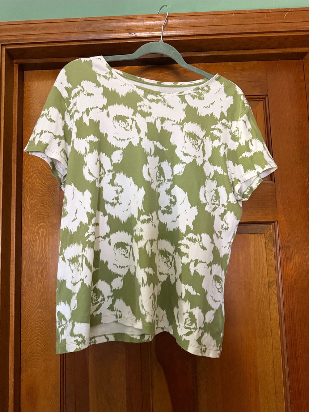 croft & barrow Olive and White Floral Short-Sleeve Tee